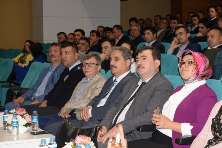 Madde Bağımlılığı Ve Cinsel İstismar Konferansı