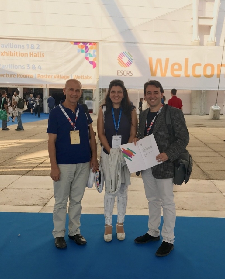 Lokal Anestezi İle Göz Onarımına Escrs’den Ödül