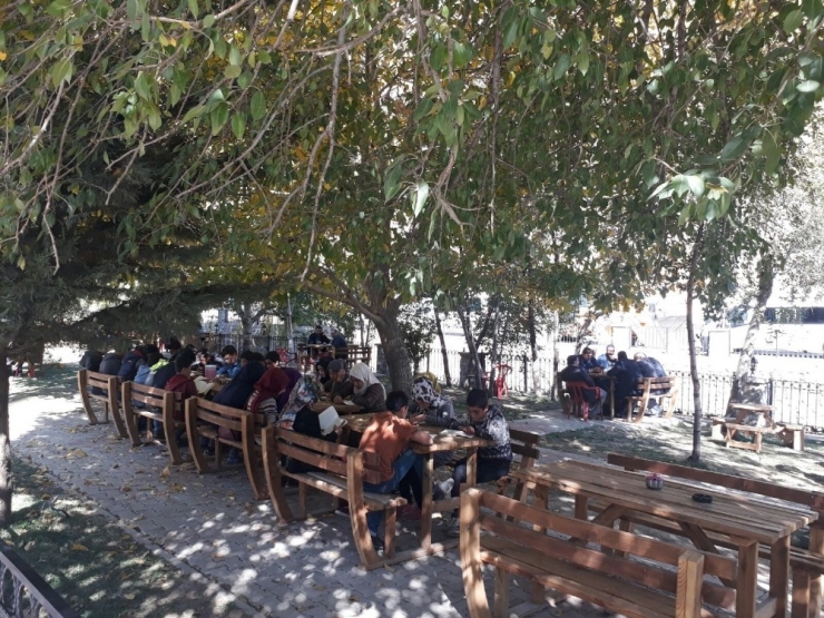 Bahçesaray Çok Programlı Anadolu Lisesi Müdürlüğünden Anlamlı Etkinlik