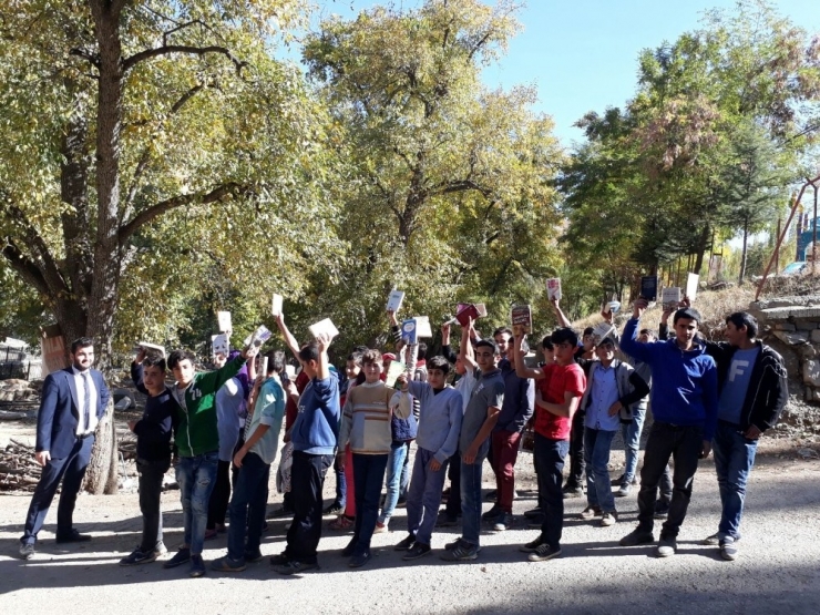 Bahçesaray Çok Programlı Anadolu Lisesi Müdürlüğünden Anlamlı Etkinlik