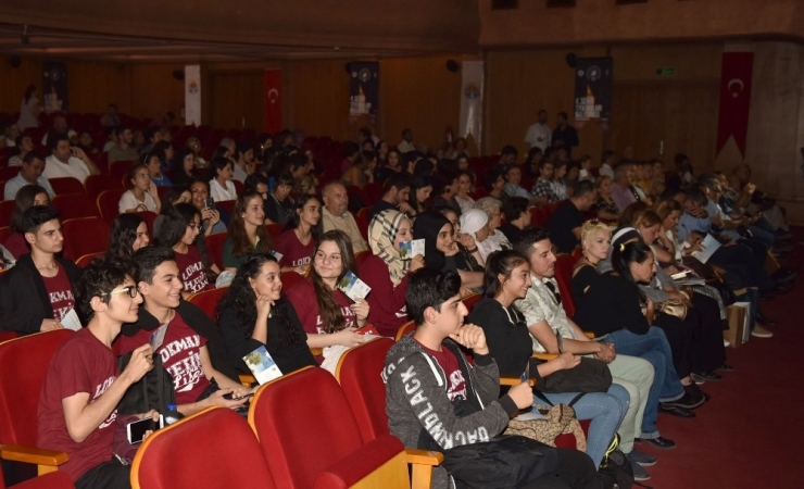 Adana Büyükşehir Belediyesi 4. Şehir Tiyatroları Buluşması