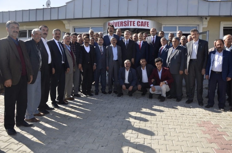 Ağrı’da ‘Muhtarlar Günü’ Etkinlikleri Düzenlendi