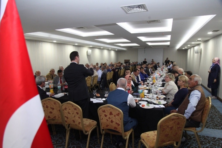 Ak Parti’de Muhtarlar Buluşması