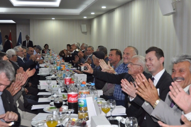 Ak Parti’de Muhtarlar Buluşması