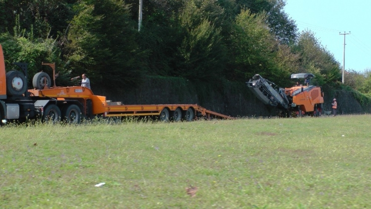 Akçakoca Çevre Yolunda Asfalt Çalışması
