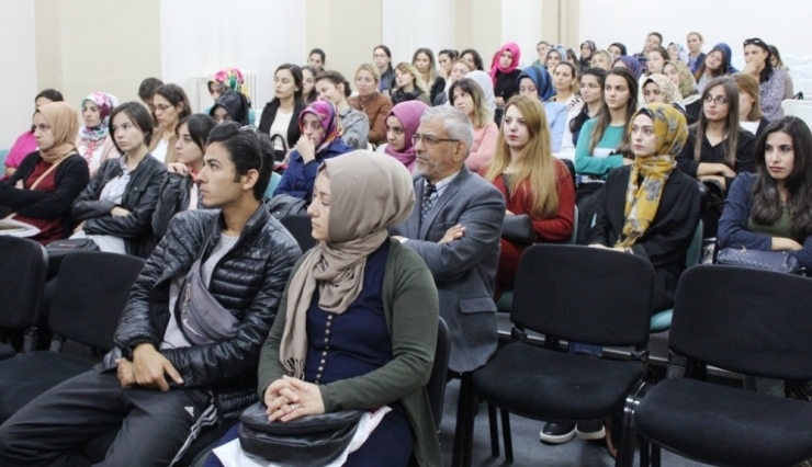 Ücretli Öğretmenlere Seminer