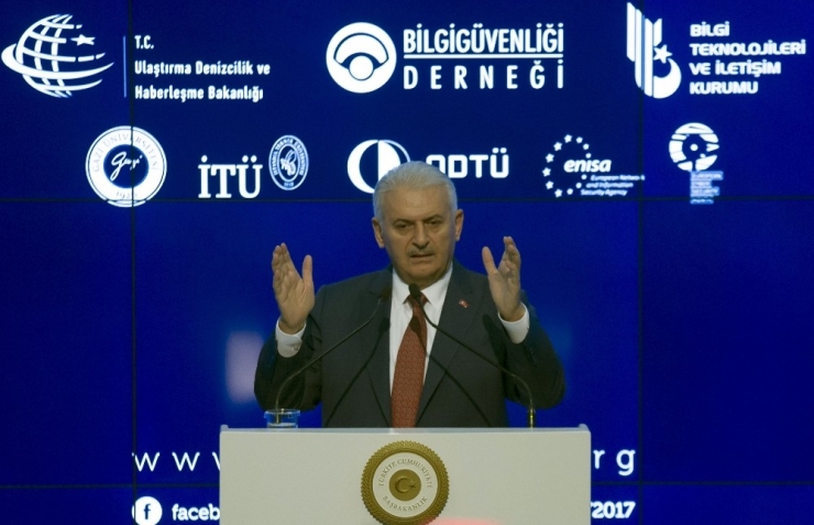 Başbakan Yıldırım: "30 Binden Fazla Siber Güvenlik Uzmanına İhtiyacımız Var"