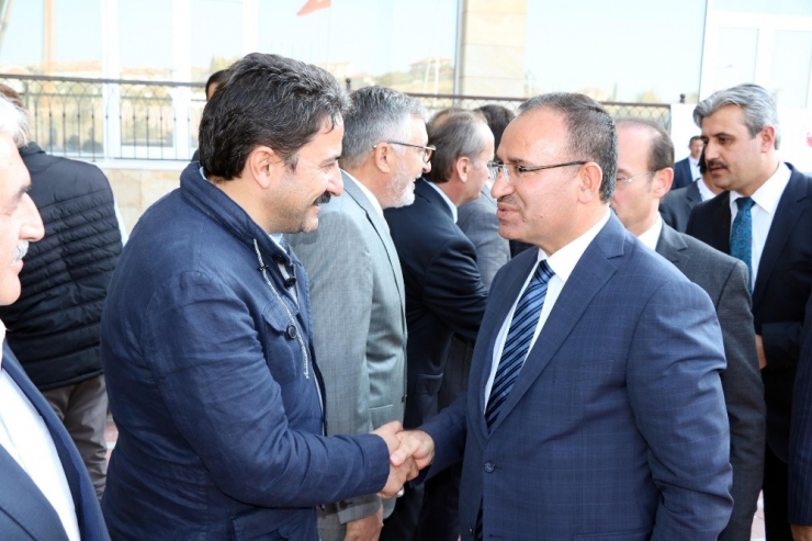 Bozdağ: “Nikah Kıyma Yetkisi Tapu Müdürüne Verilse Chp İtiraz Etmezdi”