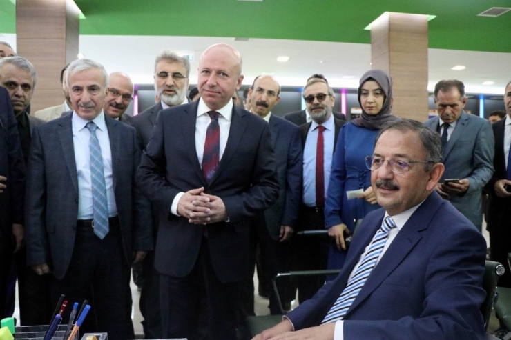 Bakan Özhaseki: “Kalkınma Hızında Avrupa’da Birinciyiz”