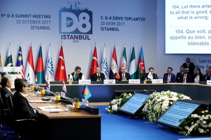 Cumhurbaşkanı Erdoğan: "Birileri Kasıtlı Bir Şekilde İslamla Terörizmi, Müslümanla Teröristi Özdeşleştirmeye Çalışıyor"