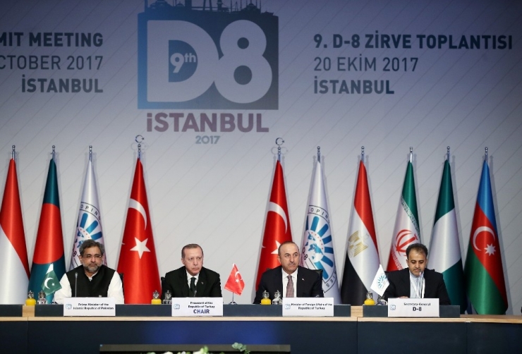 Cumhurbaşkanı Erdoğan: "Birileri Kasıtlı Bir Şekilde İslamla Terörizmi, Müslümanla Teröristi Özdeşleştirmeye Çalışıyor"
