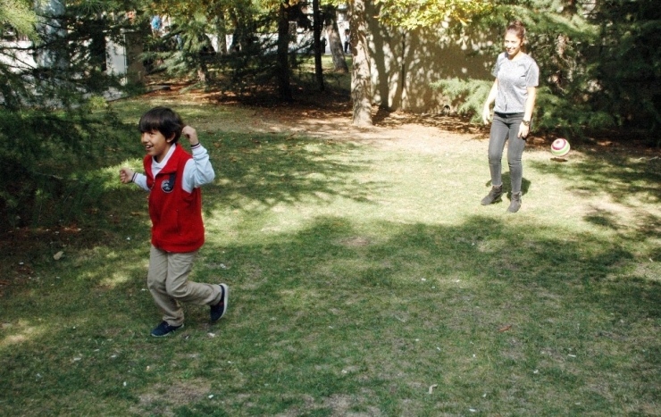 Azmin Ve Umudun Sesi Minik Edip