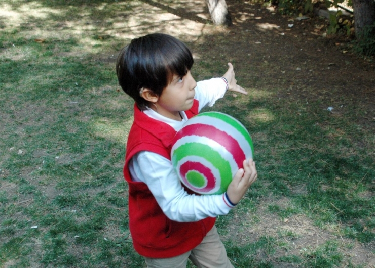 Azmin Ve Umudun Sesi Minik Edip