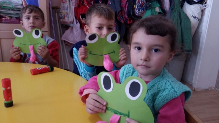 Üniversite Öğrencileri, ’Minik Kalplere Ses Ver’di