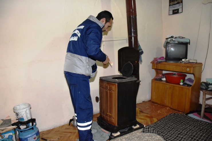 Belediyeden Soba Yakma Hizmeti