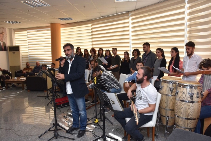 Türkülerle Muhabbet