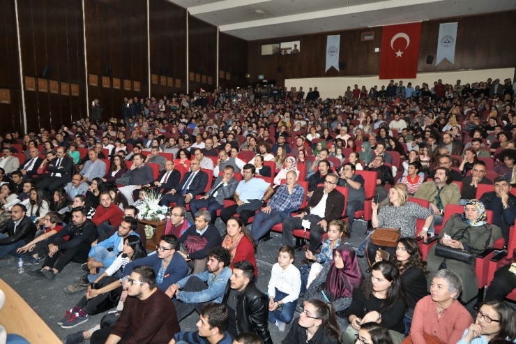 Erü Akademik Yıl Açılış Etkinliklerinde Muhteşem Final