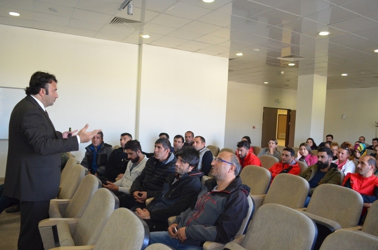 Çubukçu’dan Nezaket Kuralları Eğitimi