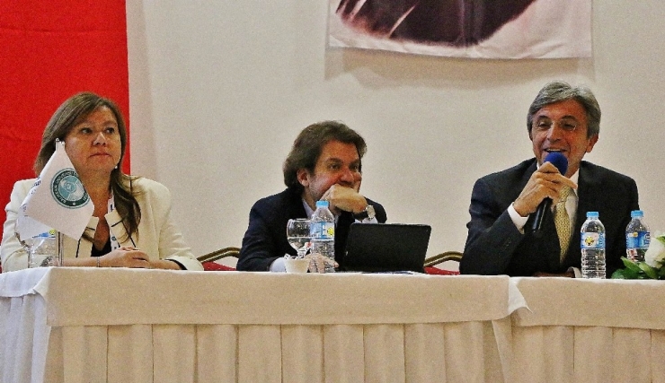 Ekonominin Nasıl Şekilleneceği Bu Toplantıda Masaya Yatırıldı