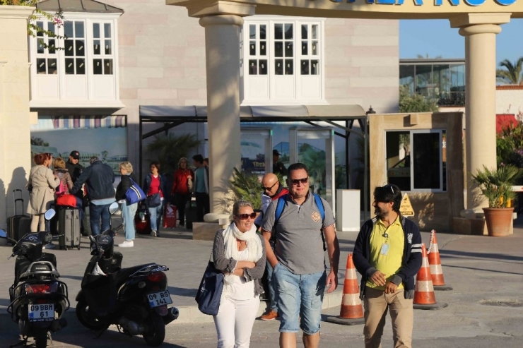 Royal Caribbean International, Türkiye Seferlerini İptal Etti