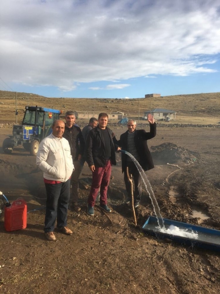 Kömürlü Köyü Suya Kavuştu