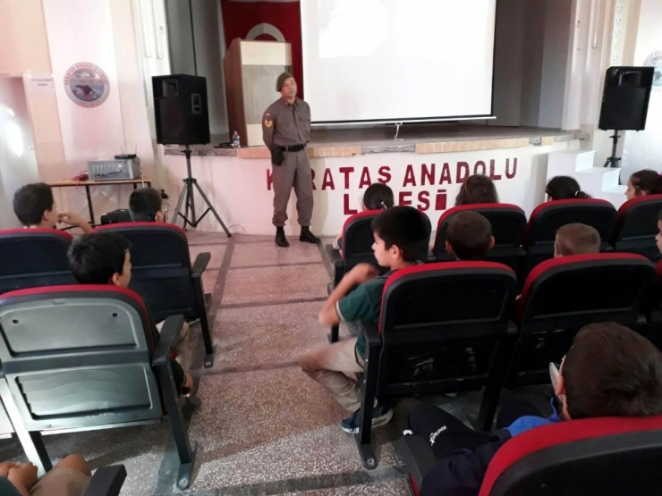 Jandarmadan “Uyuşturucu Ve Zararları” Konulu Seminer