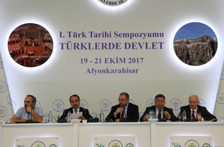 Bakan Eroğlu’ndan Ttk Ve Tdk Eleştirisi