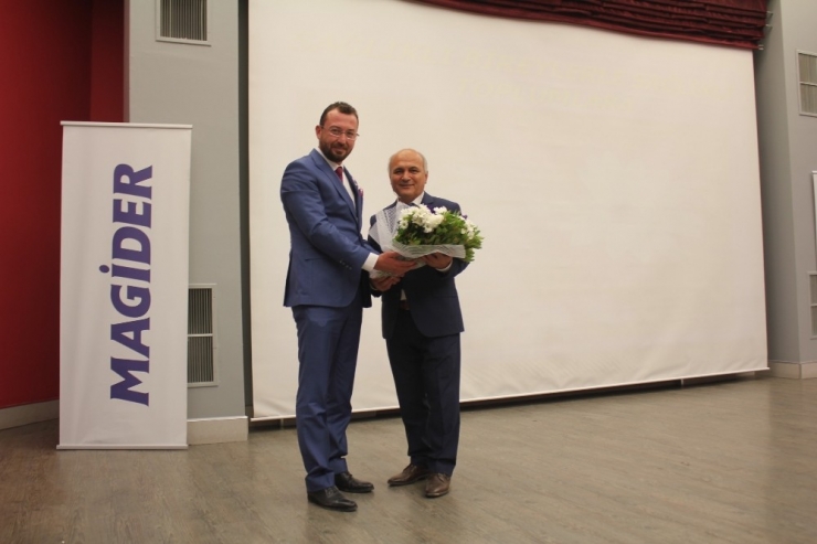 Magider’den Meme Kanseri Semineri