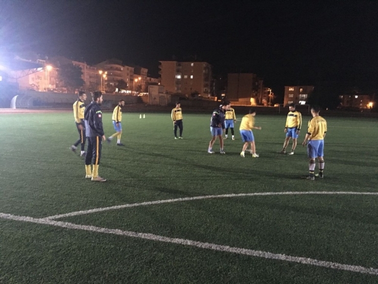 Söğütspor Hafta Sonu Oynayacağı 1308 Osmaneli Belediyespor Maçının Hazırlıkları Tamamladı