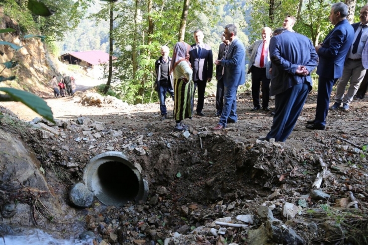 Rize Valisi Bektaş, Afet Sonrası Yürütülen Çalışmaları Yerinde İnceledi