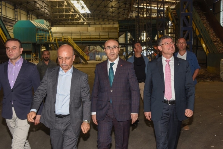 Cam Ve Pet Şişe Atıkları Ekonomiye İkincil Hammadde Olarak Kazandırılıyor