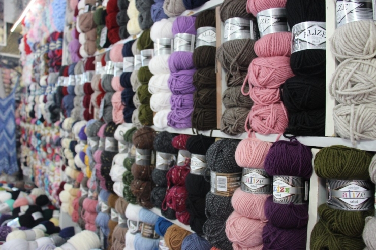 Yaz Bitti, Örgü Satışları Hızlandı