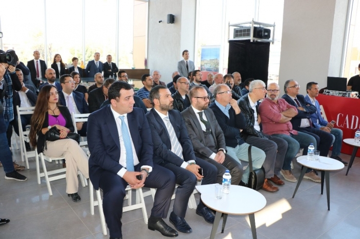 Serdivan’a 750 Milyonluk Cadde Kurulacak