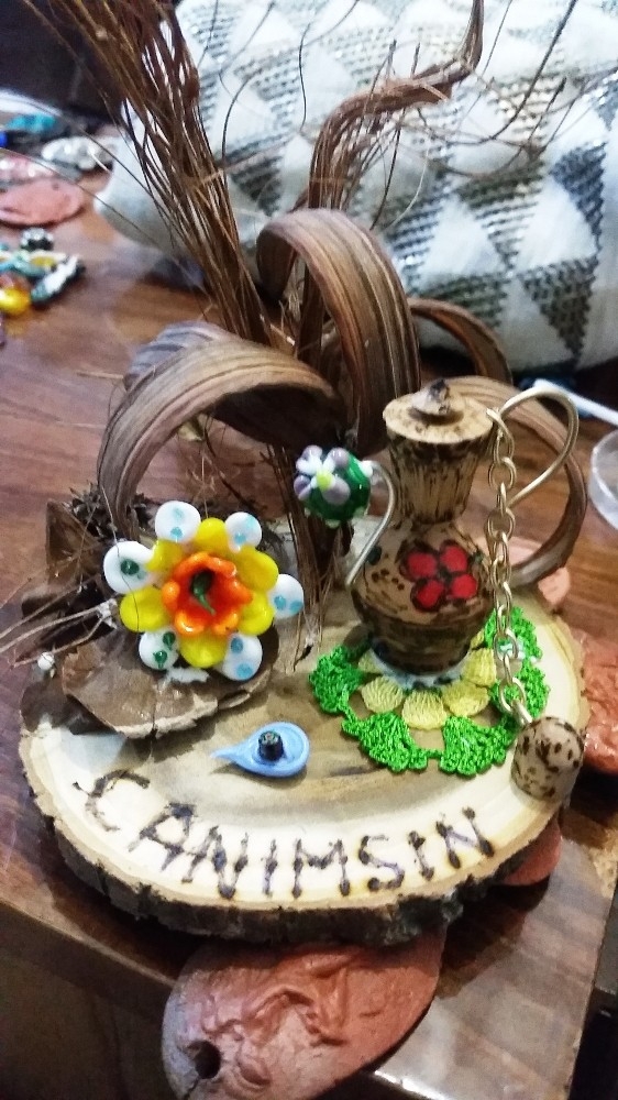 Eski Eşyalara Hayat Veriyor