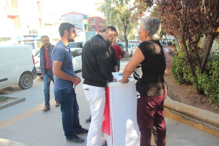 Chp’li Kadınlar İmza Kampanyası Başlattı