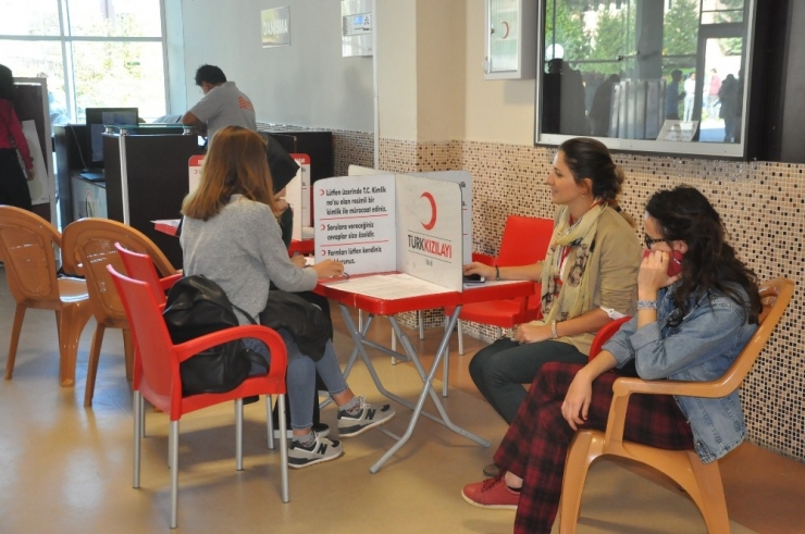 Düzce Üniversitesinde En Anlamlı Bağış