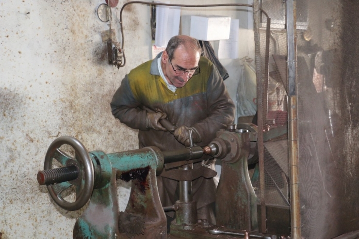 Erzincan’da Üretip İran’a İhraç Ediyor