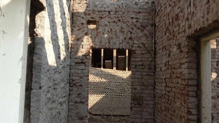 Kars’ta, Tarihi Yapılara Kadın Eli Değdi