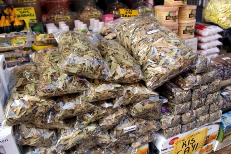 Çiçek Ihlamurun Kilosu 200 Tl