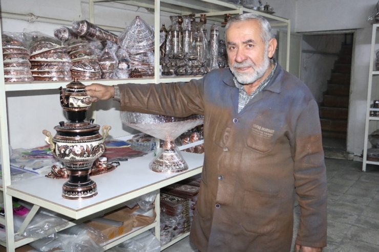 Erzincan’da Üretip İran’a İhraç Ediyor