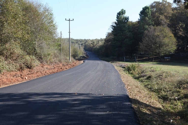 Hendek’te 2 Mahalleye Daha Sıcak Asfalt