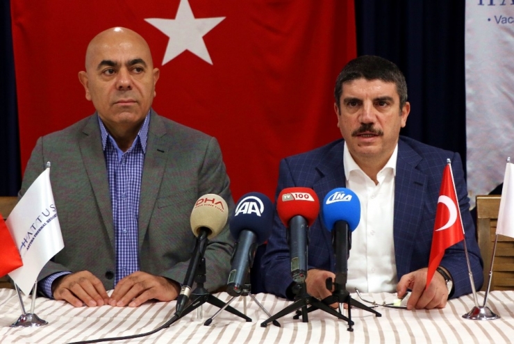 Prof. Dr. Aktay, İş Adamlarıyla Edremit’teki Termal Tesiste İncelemede Bulundu