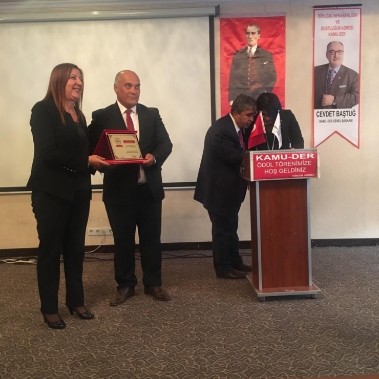 Başkan Şanlı, ’Yılın En Başarılı Başkanı’ Seçildi