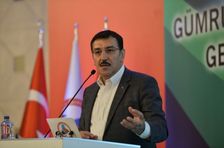 Bakan Tüfenkci: “Şeffafsanız Başınız Dik Yola Devam Edersiniz”