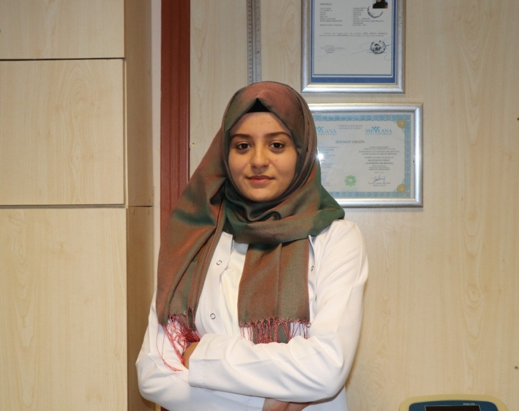 Emziren Annelere Sıvı Tüketin Tavsiyesi