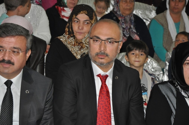 Bakan Eroğlu, Ak Parti Sandıklı İlçe Kongresi’ne Katıldı