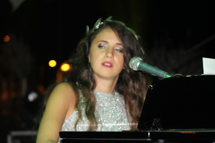 Karsu Dönmez Altınözlülerle Buluştu