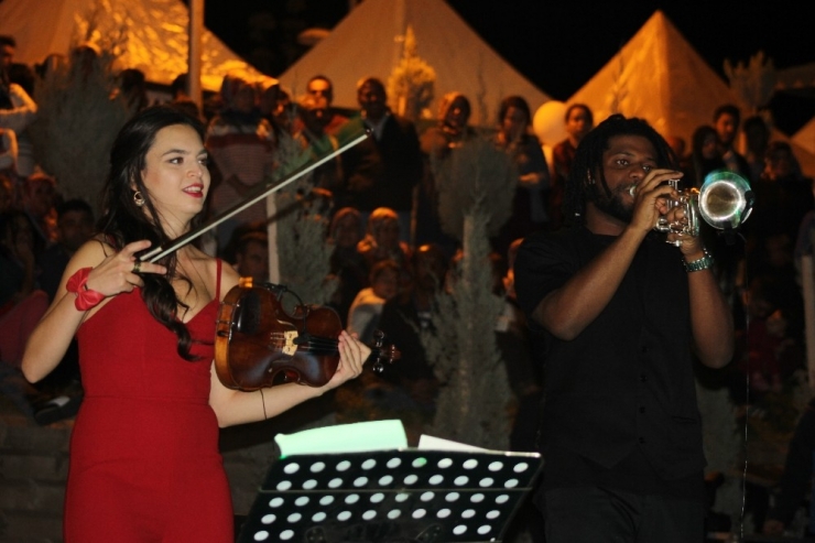 Karsu Dönmez Altınözlülerle Buluştu