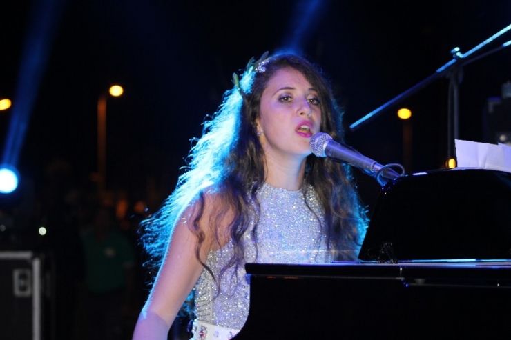 Karsu Dönmez Altınözlülerle Buluştu