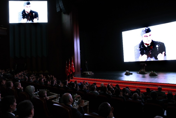 Cumhurbaşkanı Erdoğan’dan Hollanda’nın Irkçı Tavırlarına Sert Tepki